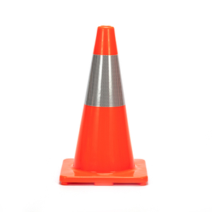 RC450A-3 CÔNE DE CIRCULATION EN PVC ORANGE SOLIDE À USAGE INTENSIF RC450A-3